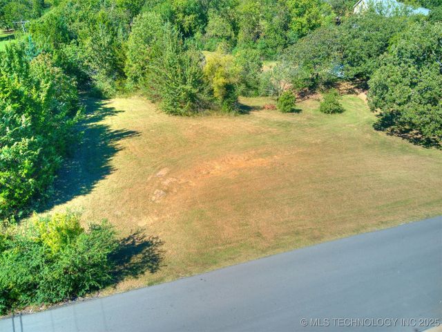 Gary Drive, Tulsa, OK 74131