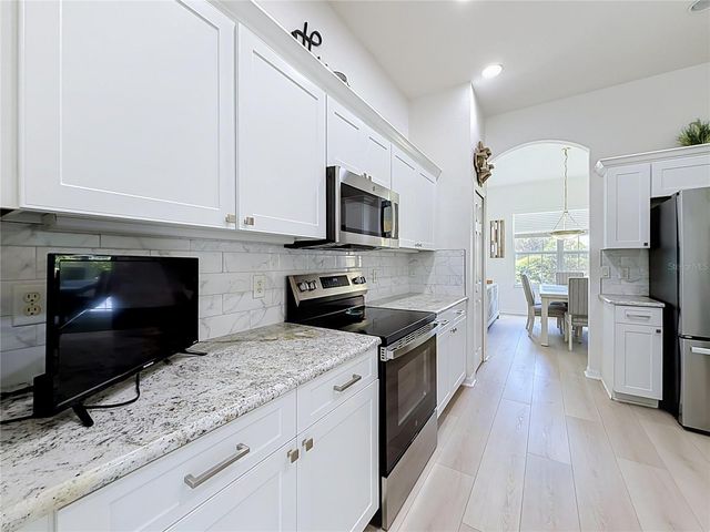 25206 ORMOND COURT, Leesburg, FL 34748