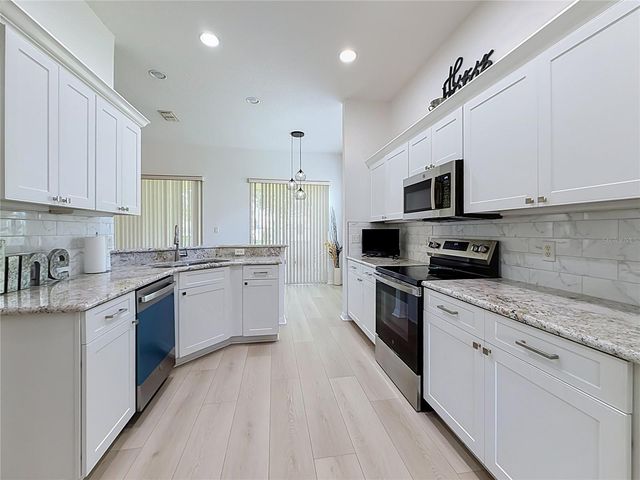 25206 ORMOND COURT, Leesburg, FL 34748