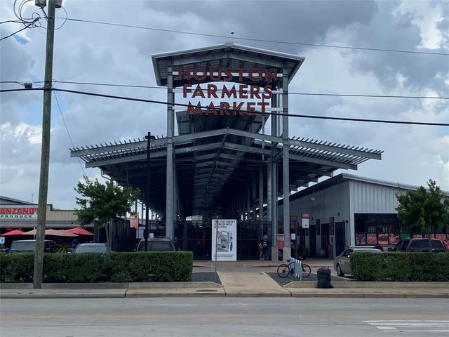 826 E 29th Street, Houston, TX 77009