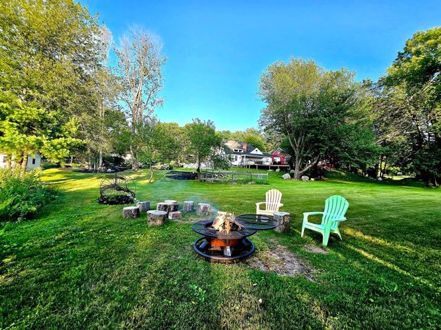259 Salisbury St, Holden, MA 01520