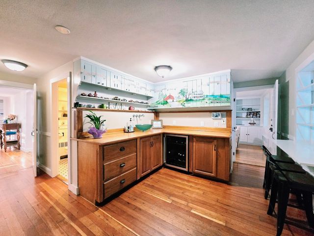259 Salisbury St, Holden, MA 01520