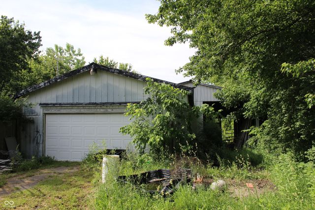 430 W 1000 N, Fortville, IN 46040