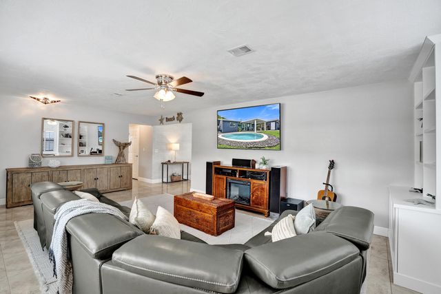 4681 SW 42nd Avenue, Fort Lauderdale, FL 33314