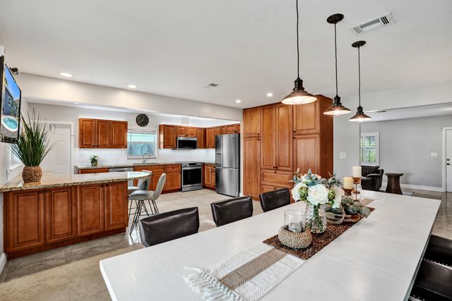 4681 SW 42nd Avenue, Fort Lauderdale, FL 33314