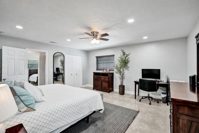 4681 SW 42nd Avenue, Fort Lauderdale, FL 33314