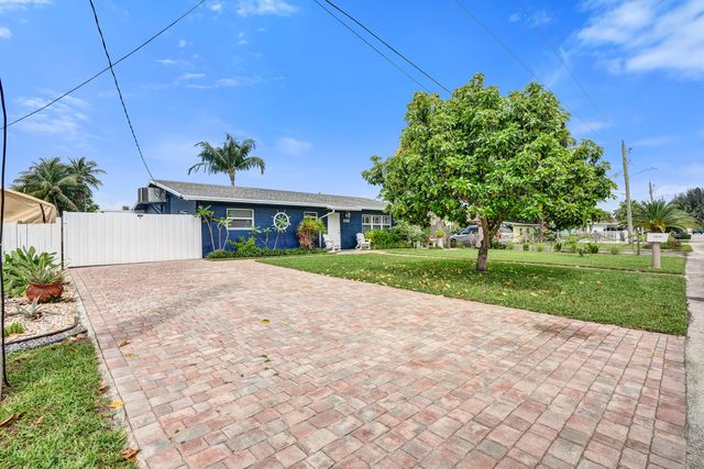 4681 SW 42nd Avenue, Fort Lauderdale, FL 33314