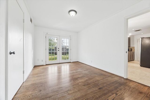 4913 Nina Lee Lane, Houston, TX 77092