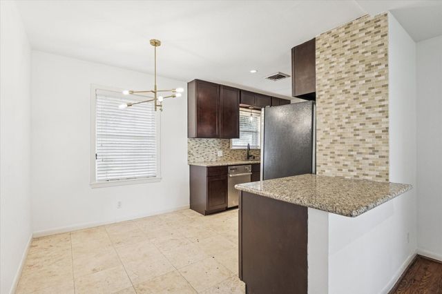 4913 Nina Lee Lane, Houston, TX 77092