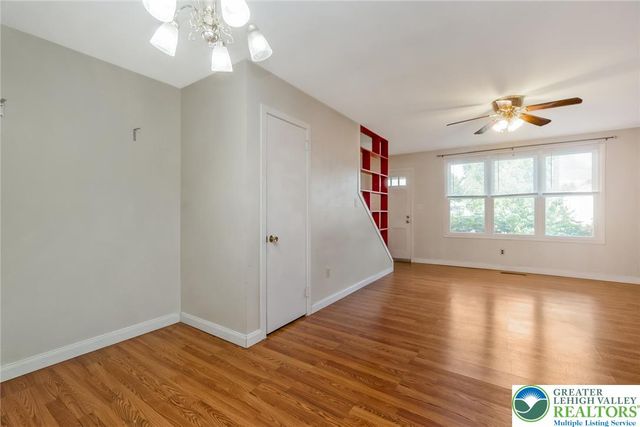 1504 Valley Road, Bethlehem City, PA 18018