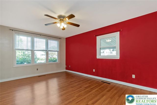 1504 Valley Road, Bethlehem City, PA 18018
