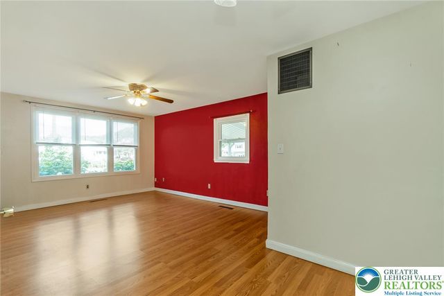 1504 Valley Road, Bethlehem City, PA 18018