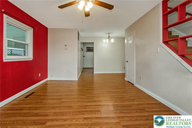 1504 Valley Road, Bethlehem City, PA 18018