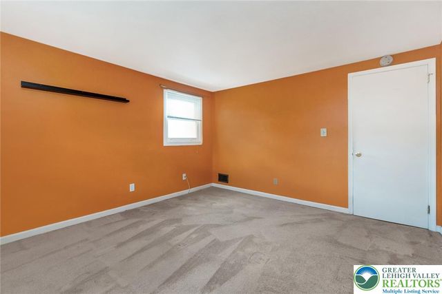 1504 Valley Road, Bethlehem City, PA 18018
