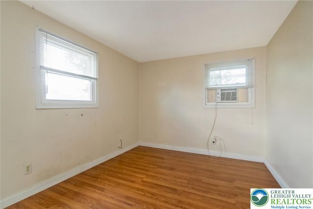 1504 Valley Road, Bethlehem City, PA 18018
