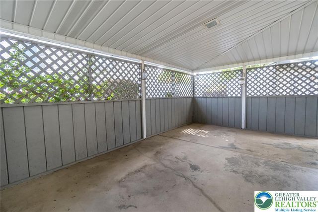 1504 Valley Road, Bethlehem City, PA 18018
