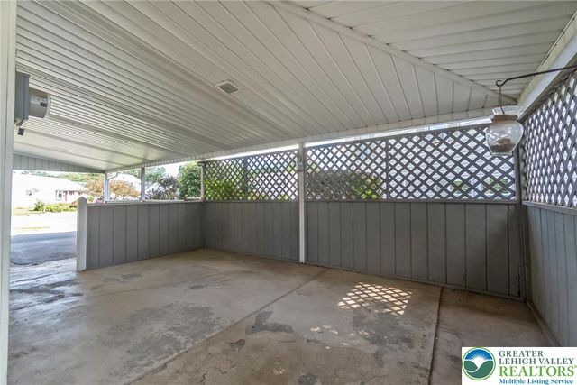 1504 Valley Road, Bethlehem City, PA 18018