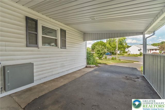 1504 Valley Road, Bethlehem City, PA 18018