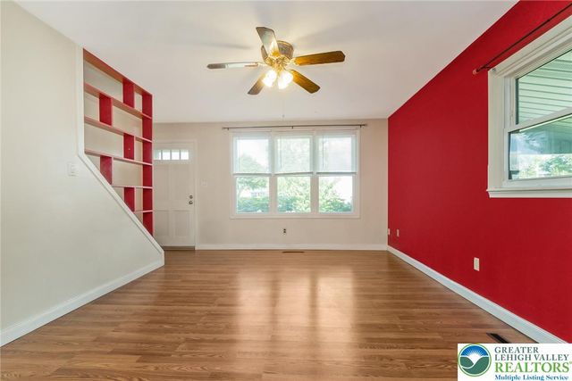 1504 Valley Road, Bethlehem City, PA 18018