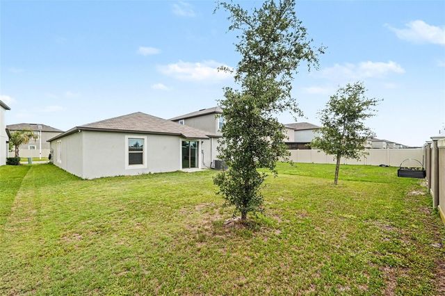 31536 BARREL WAVE WAY, Wesley Chapel, FL 33545