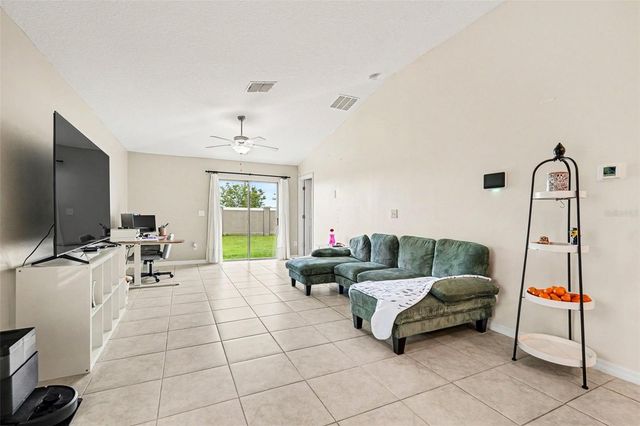 31536 BARREL WAVE WAY, Wesley Chapel, FL 33545