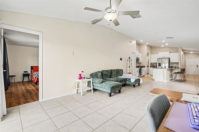 31536 BARREL WAVE WAY, Wesley Chapel, FL 33545