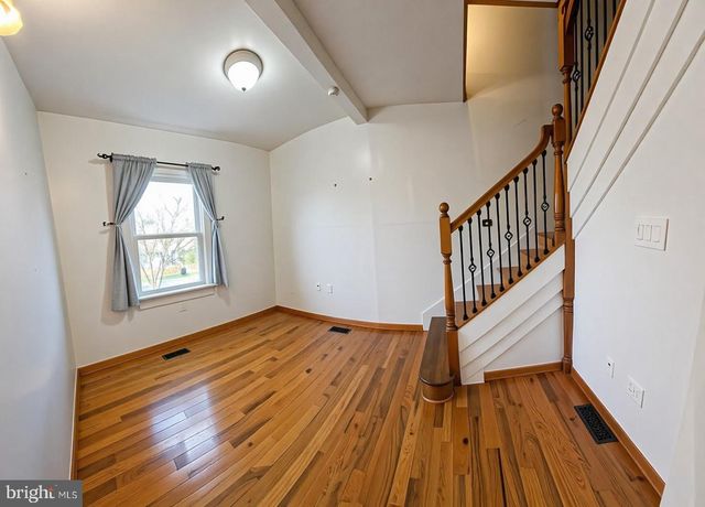 823 WOODLAND AVE, Winchester, VA 22601