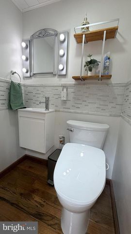 823 WOODLAND AVE, Winchester, VA 22601