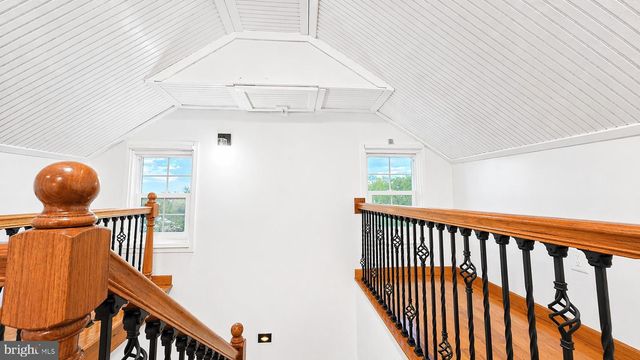823 WOODLAND AVE, Winchester, VA 22601