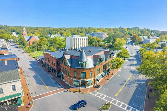 823 WOODLAND AVE, Winchester, VA 22601