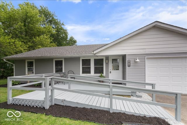 1918 W Balsam Court, Anderson, IN 46011
