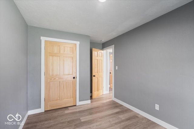1918 W Balsam Court, Anderson, IN 46011