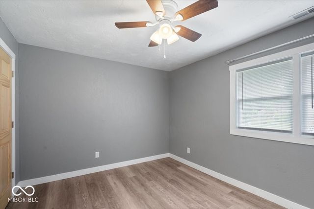 1918 W Balsam Court, Anderson, IN 46011