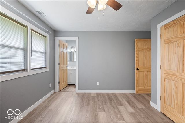 1918 W Balsam Court, Anderson, IN 46011