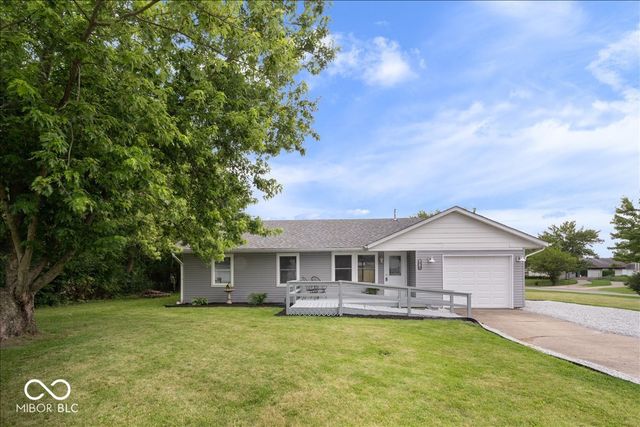 1918 W Balsam Court, Anderson, IN 46011
