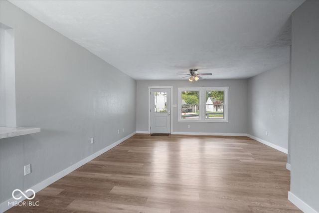 1918 W Balsam Court, Anderson, IN 46011