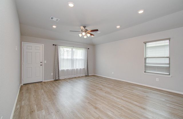 2030 Brixham Bluff Lane, Spring, TX 77373
