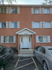 1350 S Lorraine Road E, Wheaton, IL 60189