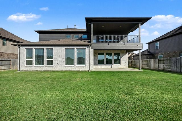 9215 Joe Louis Drive, Mont Belvieu, TX 77523