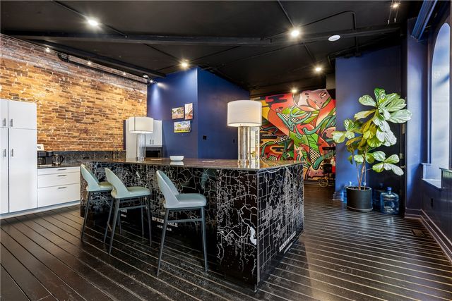 113 N Main Street, Bentonville, AR 72712