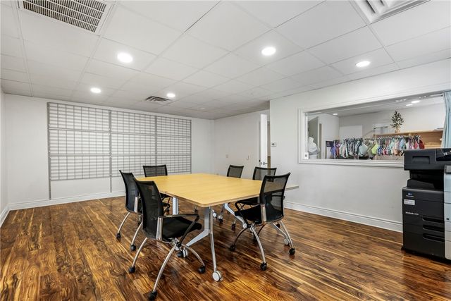 113 N Main Street, Bentonville, AR 72712
