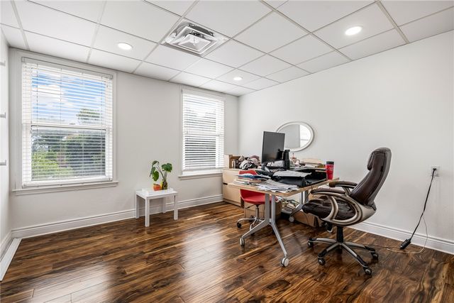 113 N Main Street, Bentonville, AR 72712