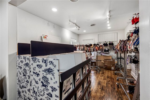 113 N Main Street, Bentonville, AR 72712