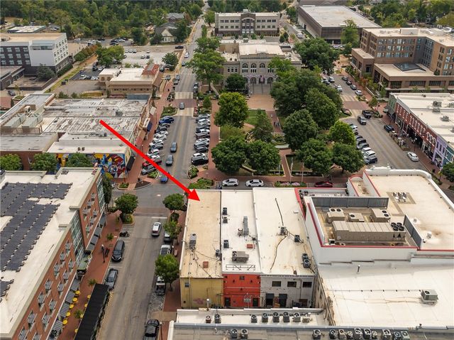 113 N Main Street, Bentonville, AR 72712