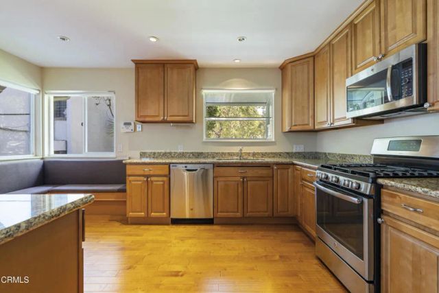 838 Colorado Boulevard, Eagle Rock, CA 90041