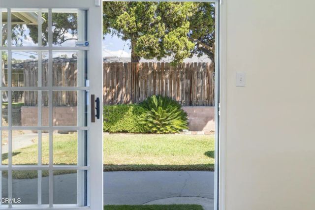 838 Colorado Boulevard, Eagle Rock, CA 90041