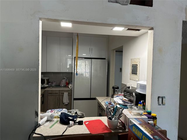 3731 N Country Club Drive 129, Aventura, FL 33180
