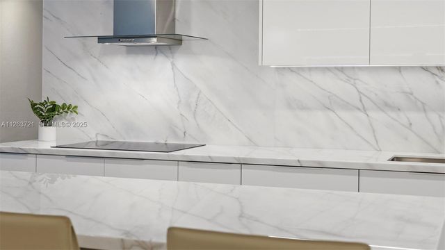 2301 Collins Avenue 641, Miami Beach, FL 33139