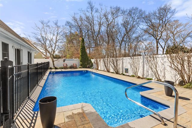 1139 Dorothy Street, Holbrook, NY 11741