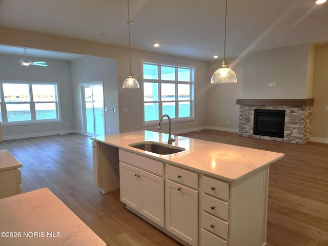 25240 John F. Mccarthy Way, 157, Perrysburg, OH 43551